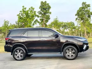 Toyota Fortuner 2.7V 4x2 AT 2019 - Bán xe Toyota Fortuner 2.7V 4x2 AT 2019, màu nâu, nhập khẩu nguyên chiếc, 739 triệu