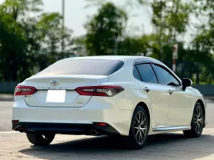 Toyota Camry 2.5Q 2023 - Bán xe Toyota Camry 2.5Q năm 2023, màu trắng, xe nhập