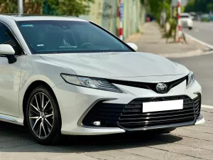 Toyota Camry 2.5Q 2023 - Bán xe Toyota Camry 2.5Q năm 2023, màu trắng, xe nhập