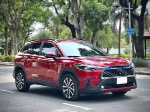 Toyota Corolla Cross 1.8HV Hybrid 2022 - Bán ô tô Toyota Corolla Cross 1.8HV Hybrid năm 2022, màu đỏ, nhập khẩu nguyên chiếc, giá 739tr