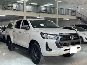 Toyota Hilux 2.4G 4x2 AT 2022 - Bán Toyota Hilux 2.4G 4x2 AT 2022, màu trắng, nhập khẩu, giá 639tr