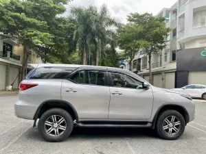 Toyota Fortuner 2.4G 4x2 MT 2023 - Bán Toyota Fortuner 2.4G 4x2 MT đời 2023, màu bạc