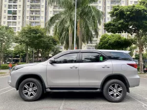 Toyota Fortuner 2.4G 4x2 MT 2023 - Bán Toyota Fortuner 2.4G 4x2 MT đời 2023, màu bạc