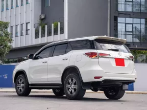 Toyota Fortuner 2.4G 4x2 AT 2020 - Cần bán xe Toyota Fortuner 2.4G 4x2 AT đời 2020, màu trắng, giá 870tr