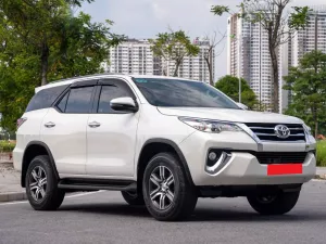 Toyota Fortuner 2.4G 4x2 AT 2020 - Cần bán xe Toyota Fortuner 2.4G 4x2 AT đời 2020, màu trắng, giá 870tr