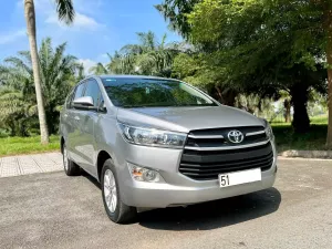 Toyota Innova 2.0E 2020 - Bán xe Toyota Innova 2.0E đời 2020, màu bạc, giá 475tr