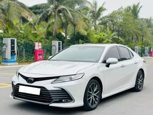 Toyota Camry 2.0Q 2024 - Cần bán Toyota Camry 2.0Q đời 2024, màu trắng, nhập khẩu chính hãng