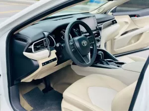 Toyota Camry 2.0Q 2024 - Cần bán Toyota Camry 2.0Q đời 2024, màu trắng, nhập khẩu chính hãng