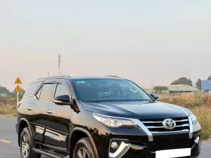 Toyota Fortuner 2.7V 4x2 AT 2018 - Cần bán Toyota Fortuner 2.7V 4x2 AT đời 2018, màu đen, nhập khẩu chính hãng, 610 triệu