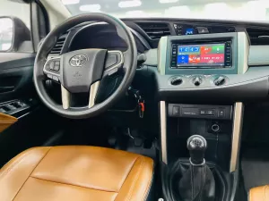 Toyota Innova 2.0E 2019 - Bán ô tô Toyota Innova 2.0E năm 2019