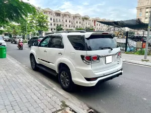 Toyota Fortuner TRD Sportivo 2.7V 4x2 AT 2016 - Cần bán xe Toyota Fortuner TRD Sportivo 2.7V 4x2 AT đời 2016, màu trắng