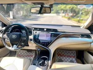 Toyota Camry 2.5Q 2021 - Cần bán xe Toyota Camry 2.5Q năm 2021, màu đen, xe nhập