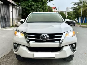 Toyota Fortuner 2.4G 4x2 AT 2020 - Bán Toyota Fortuner 2.4G 4x2 AT đời 2020, màu trắng, 815 triệu