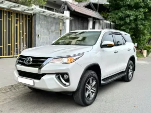 Toyota Fortuner 2.4G 4x2 AT 2020 - Bán Toyota Fortuner 2.4G 4x2 AT đời 2020, màu trắng, 815 triệu