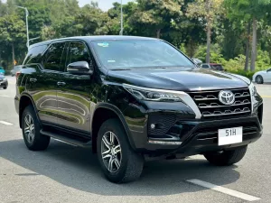 Toyota Fortuner 2.4G 4x2 MT 2022 - Cần bán Toyota Fortuner 2.4G 4x2 MT 2022, màu đen