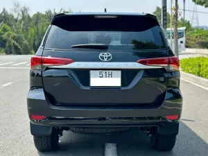 Toyota Fortuner 2.4G 4x2 MT 2022 - Cần bán Toyota Fortuner 2.4G 4x2 MT 2022, màu đen