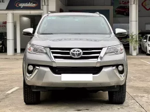 Toyota Fortuner 2.4G 4x2 AT 2020 - Bán ô tô Toyota Fortuner 2.4G 4x2 AT đời 2020, màu bạc