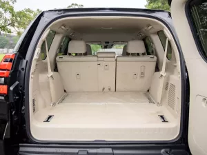 Toyota Land Cruiser Prado VX 2.7L 2020 - Bán ô tô Toyota Land Cruiser Prado VX 2.7L đời 2020, màu đen, nhập khẩu