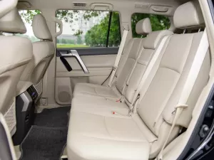 Toyota Land Cruiser Prado VX 2.7L 2020 - Bán ô tô Toyota Land Cruiser Prado VX 2.7L đời 2020, màu đen, nhập khẩu