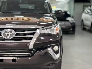 Toyota Fortuner 2.4G 4x2 AT 2019 - Cần bán xe Toyota Fortuner 2.4G 4x2 AT đời 2019, màu nâu, xe nhập