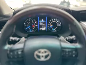 Toyota Fortuner 2.4G 4x2 AT 2019 - Cần bán xe Toyota Fortuner 2.4G 4x2 AT đời 2019, màu nâu, xe nhập