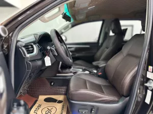 Toyota Fortuner 2.4G 4x2 AT 2019 - Cần bán xe Toyota Fortuner 2.4G 4x2 AT đời 2019, màu nâu, xe nhập