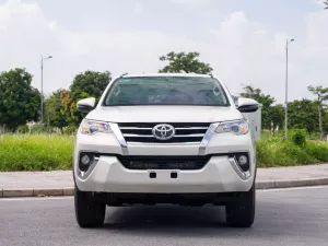 Toyota Fortuner 2.4G 4x2 AT 2020 - Bán xe Toyota Fortuner 2.4G 4x2 AT đời 2020, màu trắng, 835tr
