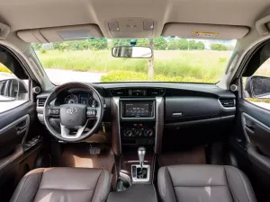 Toyota Fortuner 2.4G 4x2 AT 2020 - Bán xe Toyota Fortuner 2.4G 4x2 AT đời 2020, màu trắng, 835tr