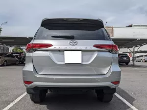 Toyota Fortuner 2.4G 4x2 AT 2020 - Cần bán xe Toyota Fortuner 2.4G 4x2 AT đời 2020, màu bạc, 840tr