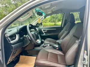 Toyota Fortuner 2.4G 4x2 AT 2020 - Cần bán xe Toyota Fortuner 2.4G 4x2 AT đời 2020, màu bạc, 840tr