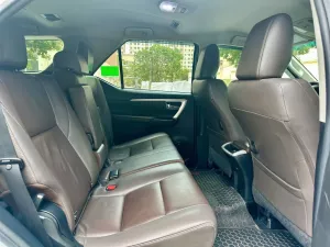 Toyota Fortuner 2.4G 4x2 AT 2020 - Cần bán xe Toyota Fortuner 2.4G 4x2 AT đời 2020, màu bạc, 840tr