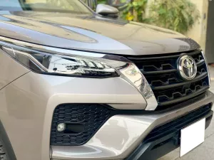 Toyota Fortuner 2.4G 4x2 AT 2021 - Cần bán Toyota Fortuner 2.4G 4x2 AT đời 2021
