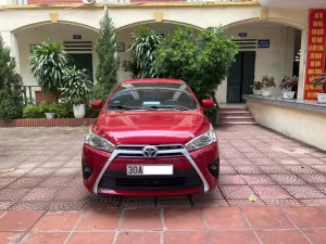 Toyota Corolla Cross 1.3G 2015 - Gia đình cần bán chiếc xe ô tô Toyota Yarit 1.3 G sx 2015 màu đỏ