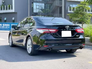Toyota Camry 2.5Q 2021 - Bán xe Toyota Camry 2.5Q đời 2021, màu đen, xe nhập, giá chỉ 889 triệu