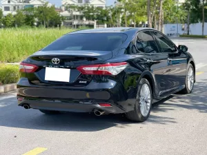 Toyota Camry 2.5Q 2021 - Bán xe Toyota Camry 2.5Q đời 2021, màu đen, xe nhập, giá chỉ 889 triệu