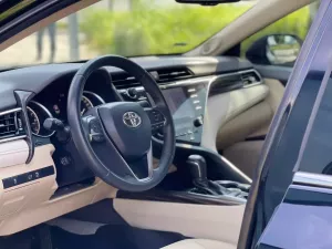 Toyota Camry 2.5Q 2021 - Bán xe Toyota Camry 2.5Q đời 2021, màu đen, xe nhập, giá chỉ 889 triệu