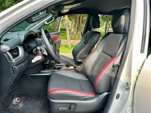 Toyota Fortuner legender 2.4L 4x2 AT 2022 - Bán Toyota Fortuner legender 2.4L 4x2 AT đời 2022, màu trắng