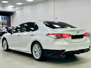 Toyota Camry 2.5Q 2020 - Bán xe Toyota Camry 2.5Q 2020, màu trắng, nhập khẩu