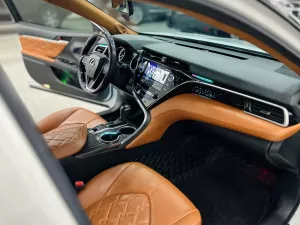 Toyota Camry 2.5Q 2020 - Bán xe Toyota Camry 2.5Q 2020, màu trắng, nhập khẩu