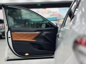Toyota Camry 2.5Q 2020 - Bán xe Toyota Camry 2.5Q 2020, màu trắng, nhập khẩu