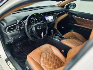 Toyota Camry 2.5Q 2020 - Bán xe Toyota Camry 2.5Q 2020, màu trắng, nhập khẩu