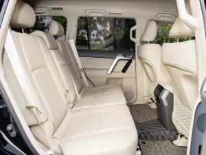 Toyota Land Cruiser Prado VX 2.7L 2023 - Bán ô tô Toyota Land Cruiser Prado VX 2.7L đời 2023, màu đen, nhập khẩu