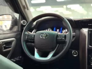 Toyota Fortuner 2.7V 4x2 AT 2018 - Bán ô tô Toyota Fortuner 2.7V 4x2 AT đời 2018, màu nâu, nhập khẩu, giá tốt