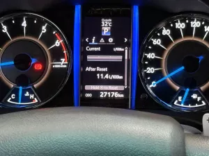 Toyota Fortuner 2.7V 4x2 AT 2018 - Bán ô tô Toyota Fortuner 2.7V 4x2 AT đời 2018, màu nâu, nhập khẩu, giá tốt