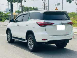 Toyota Fortuner 2.7V 4x2 AT 2025 - Bán ô tô Toyota Fortuner 2.7V 4x2 AT đời 2025, màu trắng