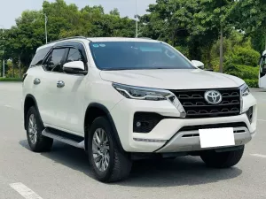 Toyota Fortuner 2.7V 4x2 AT 2025 - Bán ô tô Toyota Fortuner 2.7V 4x2 AT đời 2025, màu trắng