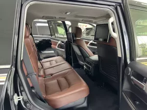 Toyota Land Cruiser VXS 2016 -  Bán xe Toyota Landcruiser VXS xuất Trung Đông màu Đen nội thất Nâu xe sản xuất năm 2016 tên cá nhân