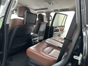 Toyota Land Cruiser VXS 2016 -  Bán xe Toyota Landcruiser VXS xuất Trung Đông màu Đen nội thất Nâu xe sản xuất năm 2016 tên cá nhân