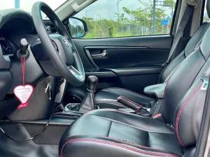Toyota Fortuner 2.4L 4x2 MT 2023 - Cần bán xe Toyota Fortuner 2.4L 4x2 MT đời 2023, giá 855tr