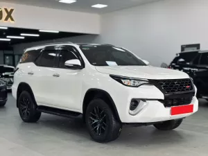 Toyota Fortuner 2.7V 4x2 AT 2018 - Cần bán xe Toyota Fortuner 2.7V 4x2 AT sản xuất 2018, màu trắng, nhập khẩu